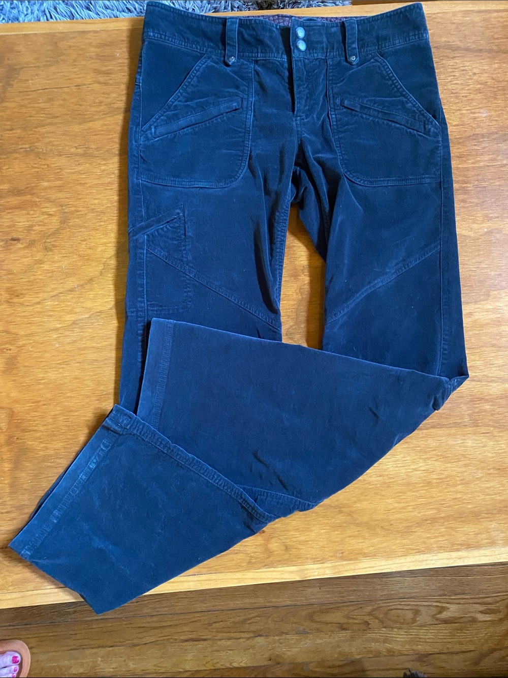 Athleta dark blue “velvet” feel women’s pants size 8